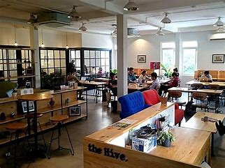 https://sts-vn.com/xuan-thuy-thao-dien-the-hive-coworking?lang=en