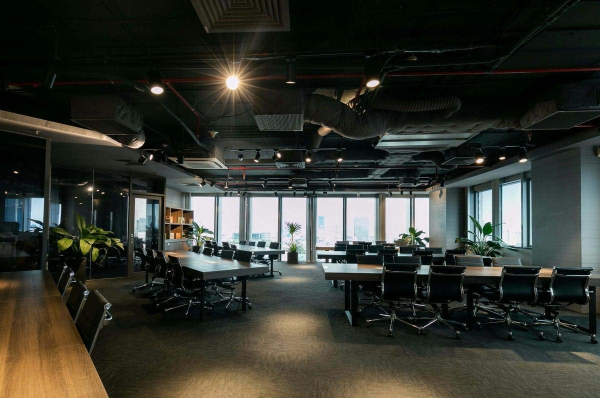 https://sts-vn.com/hm-town-esmart-coworking